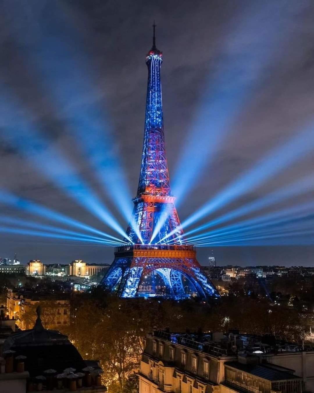 Hello Disneyland Paris Bussy-Saint-Georges Luaran gambar